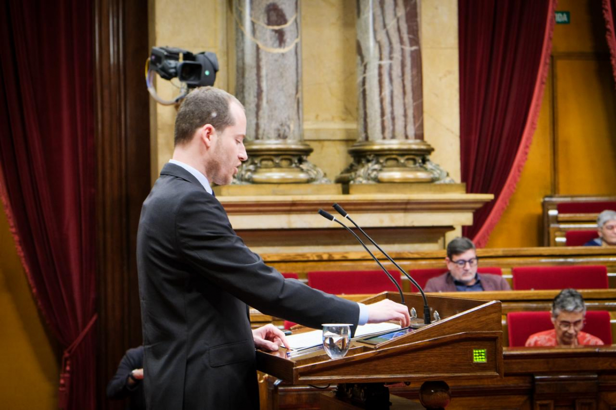 EL PP consigue aprobar más financiación para los Ayuntamientos pese al voto en contra del PSC